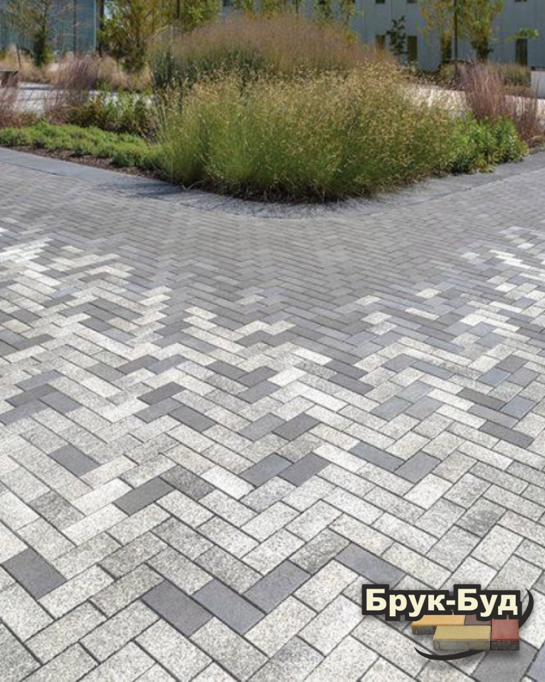 Ялинкова укладка — бруківка Брук-Буд